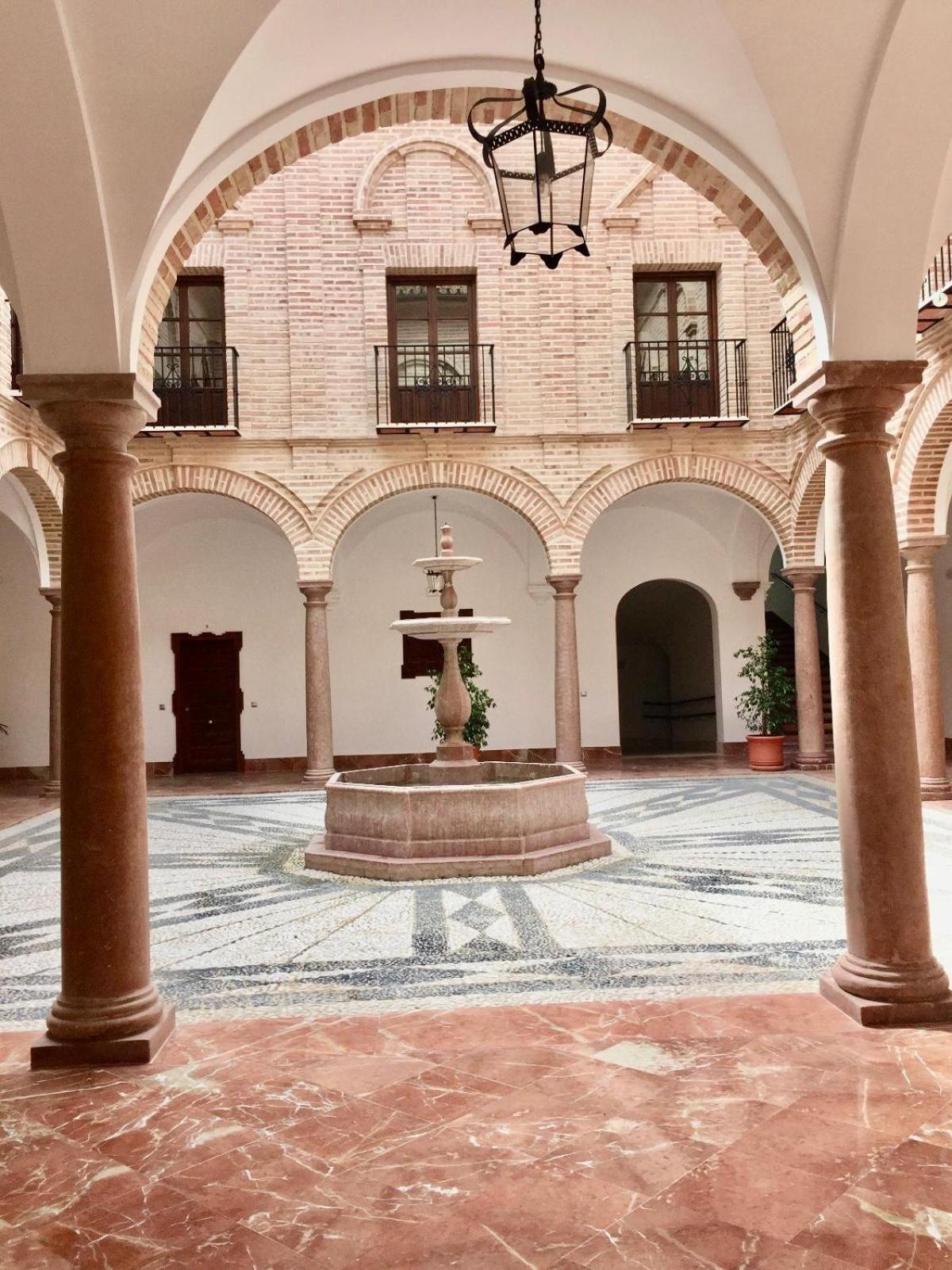Ap. Palacete Marques D La Vega Antequera Bagian luar foto